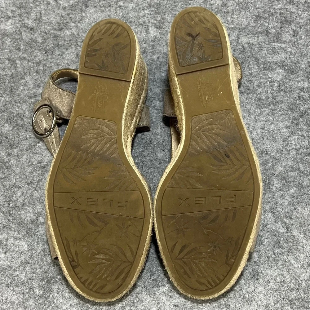 Comfortiva Memory Foam Wedge Sandals Women's Tan Suede Espadrille‎ Size 6.5